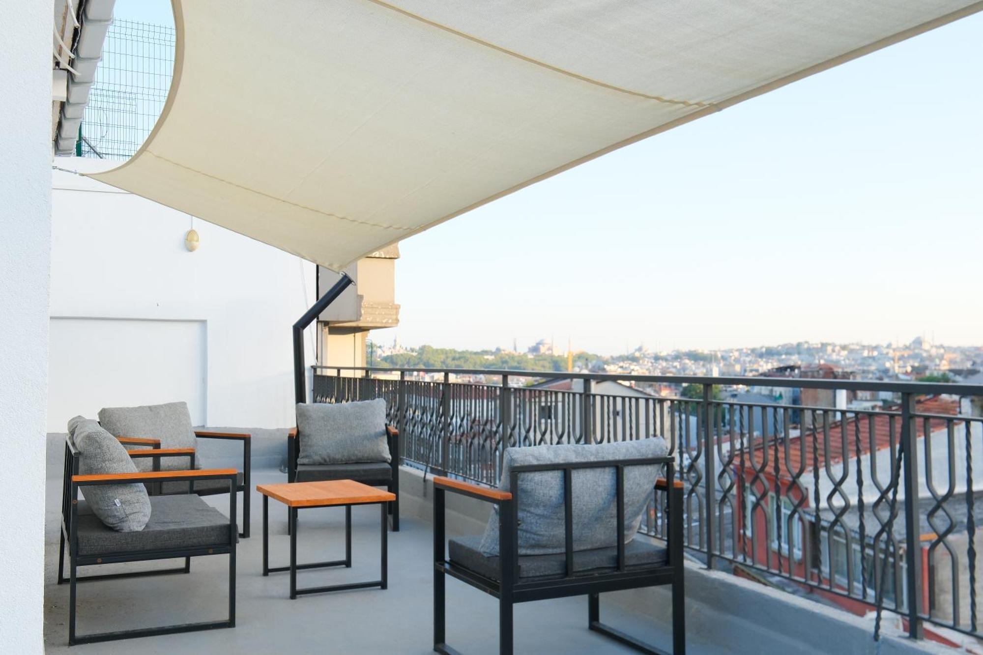 Urban Quarters - Bogazkesen * Istambul